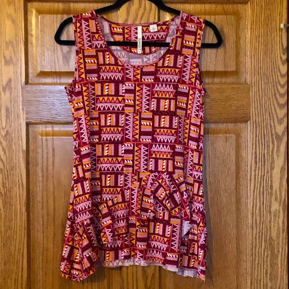 Sunset Rd. sleeveless blouse